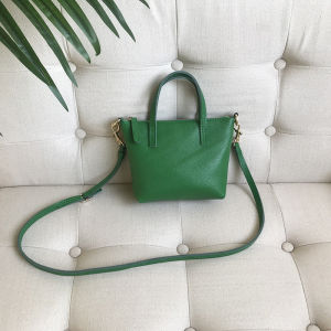 กระเป๋าถือทรงสี่เหลี่ยมด้านเท่าหนังวัวชั้นบนขนาดเล็กสำหรับผู้หญิง สไตล์เกาหลี กระเป๋าสะพายข้างแบบลำลอง ปิดด้วยซิป กระเป๋าแฟชั่นฤดูใบไม้ผลิและฤดูร้อน