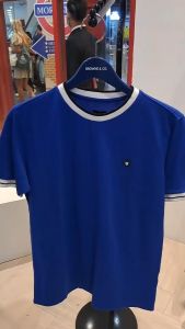 BROWNE & CO. เสื้อยืด คอตตอน สีน้ำเงินนาวี คอ แขน ตัดต่อผ้าทอลาย รุ่น TPT002-1-BU