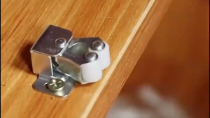 Double Roller Spring Cabinet Roller Catches Set / Cabinet Catches Closer