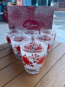 Gelas Kaca Mini Motif Bunga Merah 1set isi 6: Satu Set Gelas Souvenir Motif Dekorasi
