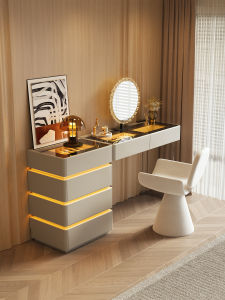 Minimalist Modern Vanity Dressing Table
