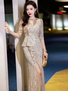 ชุดราตรีสุดหรูสำหรับผู้หญิง ดีไซน์ใหม่ พร้อมดีเทลเลื่อม เหมาะกับงานปาร์ตี้งานแต่งงาน งานเลี้ยง งานปาร์ตี้ งานเลี้ยงดู