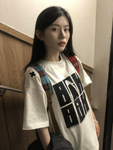 Áo Thun Cotton Tay Ngắn Thêu Chữ Phong Cách Đường Phố Mỹ Dành Cho Nữ Mùa Hè Mới Thiết Kế Rộng Rãi Cảm Giác Nhỏ Cho Cặp Đôi