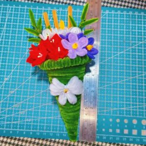 กรวยดอกไม้ไหว้ครูพร้อมส่ง ดอกไม้ไหว้ครู กรวยดอกไม้ไหว้วันครูลวดกำมะหยี่ งานแฮนด์เมด