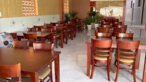 Bộ bàn ăn gỗ cau su tự nhiên bàn ăn 4 ghế chân tròn chân vuông -  Bảo Hành 12 tháng