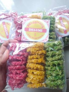 Renginang terasi merk delumi isi 40 pcs dari beras ketan asli