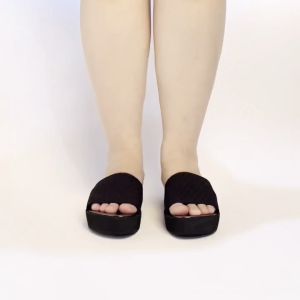 Wedges Hitam Motif Kotak Geometris Big size Jumbo 41-42-43-44-45 Hak Tebal Tinggi 5 cm Modis