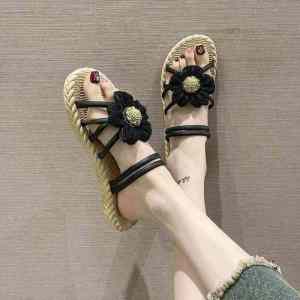 รองเท้าแตะชายหาดแบบสวมสำหรับผู้หญิง วัสดุ PU PVC พื้นยางกันลื่น สวมใส่ได้ทุกวัน รองเท้าแตะแบบสวมสำหรับผู้หญิง