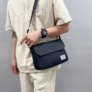 Large Capacity Sling Bag Fashion Shoulder Bag Solid Color Design High Quality Material Casual Messenger Bag
