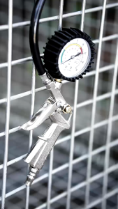 Paket Hemat Isian Angin Ban Mobil/Motor Inflator YUKIDO + Selang Kompresor 9 M + Air Duster Gun YUKIDO JAPAN TECNOLOGY