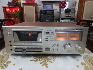 Đầu câm cassette Sanyo RD-5350 mới tinh như vừa xuất xưởng zin nguyên bản.