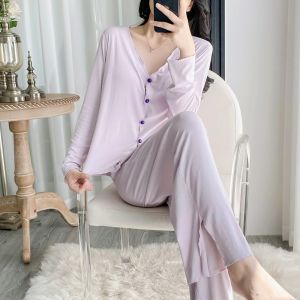 ชุดนอนผู้หญิง Modal Cotton Ultra Soft แขนยาว พร้อมแผ่นเสริมหน้าอก สีดำ ฤดูใบไม้ผลิและฤดูใบไม้ร่วง เสื้อผ้าสำหรับใส่อยู่บ้านระดับไฮเอนด์