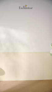 Lăn Khử Mùi Enchanteur Trắng Da 25ml – Ngăn Mùi Suốt 72h Khô Thoáng Hương Nước Hoa Pháp Quyến Rũ
