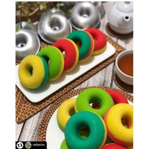 Loyang brownies donat isi 12 pcs diameter 6 - 10 cm / loyang bulat pres tanpa sambungan / loyang brownies bulat