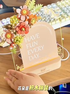 【LIGHT】LOZ Block 4120-4121 Bouquet Flower Message Board Gift for Girlfriend Valentine Building Brick Block *READY STOCK*