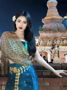 Ethnic Womens Stage Costume Tourist Check-In Photography Yunnan Internet Celebrity 6-Piece Set New Straight Skirt Mid-Length