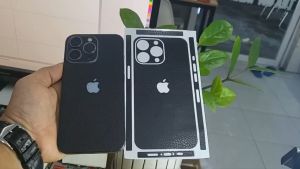 Miếng Dán skin vân Da lưng viền rời cho iphone 12 đến 14 pro max bảo vệ máy chống trầy xước và làm đẹp tạo thêm diện mạo mới