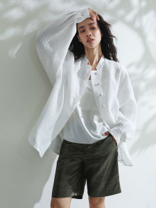 Miccbeirn | เสื้อแจ็คเก็ตผู้หญิงคอตั้งสไตล์ใหม่สีพื้นผ้าไหม 3 มิติ ลายปัก ทรงหลวม สไตล์สายธารา ฤดูร้อน 2025 เสื้อผ้าทำงาน