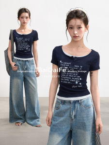 BAIDAIFEI | Naval Blue Illusion Two-Piece Printed Shoulder Fit Crop T-Shirt