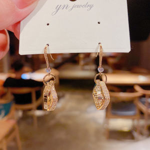 Fashionable Roman Numeral Micro-Paved Zircon Geometric Block Earrings Womens Luxury Vintage Drop Earrings Alloy Silver Gold