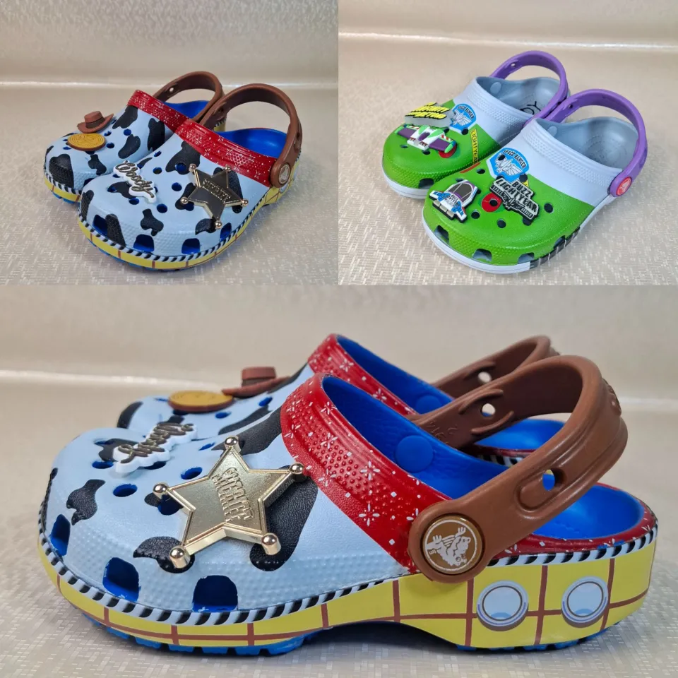 Crocs Toy Story Buzz Woody Sandal Crocs Toy Story Anak -Anak