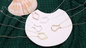1PC Fashion Necklace Geometric Simple Ring Holder Ring Pendant Necklace for Man Women Jewelry Silver Color Gold Color 45cm Long