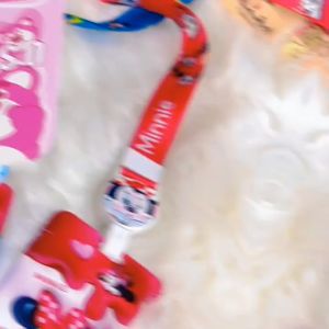 Dây đeo thẻ thẻ tên co rút tiện lợi họa tiết SANRIO cute LILA  DTSAN267