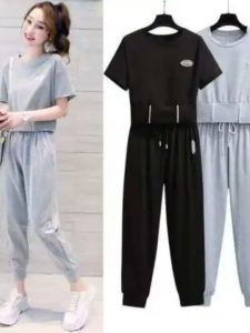 Bộ Đồ Thể Thao Thường Ngày Mùa Hè Tay Ngắn 2025 Dành Cho Nữ Bộ Đồ Hai Mảnh Áo Thun Rộng Rãi Quần Dài Chín Điểm