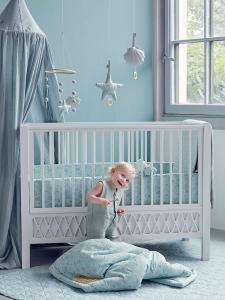 Regent Home | North European Style Imported Solid Wood Crib for Newborns