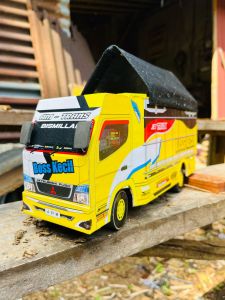 mainan truk oleng wahyu abadi/new tawakal/bos kecil/valentino rosi sudah termasuk terpal dan lampu