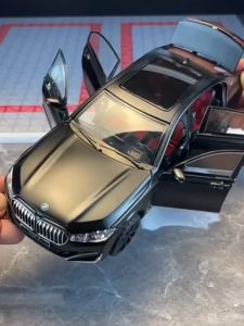 Mô hình xe ô tô Bmw 760Li tỉ lệ 1:24 Chezhi OT191