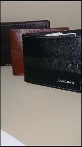 Jiangbao Dompet Wallet Pria Bifold Banyak Tempat Uang L22 Bahan Sintetis Kilat Lembut