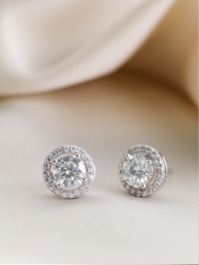 Elegant round Moissanite Four Prong Setting Ear Studs 925 Sterling Silver Diamond Luxury Simple Ear Jewelry Holiday Gift