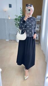 Desain Kaos Wanita Trendy: Setrok Kaos Knit Rajut Import Motif Pita Kupu Cantik