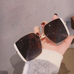 Kacamata Wanita Import Korea: Kacamata Oversize & Bingkai Kotak