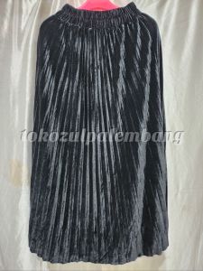 Rok Plisket Bludru Panjang Velvet Glossy Premium Bahan Halus