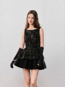 AIVEI | Sleeveless Sparkle Party Top