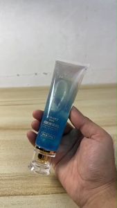 Pasta Gigi Pemutih Gigi Ekstrak Niacinamide / Jiornee Toothpaste Menyegarkan untuk Gigi Ngilu - 100g\nPembersih Gigi Kuning Berkerak bentuk Pasta Gigi / Jiornee Toothpaste Mint Cherry Basmi Bau Mulut