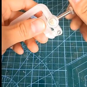 4Pcs Soldering Pump Penyedot Timah Solder Desoldering Pump / Alat Pendorong Flux