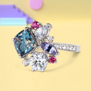 Huitan แหวนผู้หญิงนวนิยายมีสีเพชรสังเคราะห์เครื่องประดับแฟชั่นสำหรับผู้หญิงสำหรับงานเลี้ยงงานแต่งงานที่หรูหราเครื่องประดับผู้หญิงใหม่