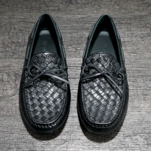 Woven Luxury Spring/Summer New Arrival Authentic Leather Weave Gommino Mens Loafers British round Head Leisure Leather Shoes European Station