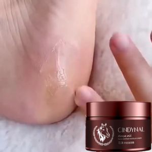 110g CINDYNAL Horse Oil Foot Hand Cream Anti-Aging Moisturizing Horse Oil Hand Cream Dry Skin Care Peeling Whitening Repair Can Use for Rough Dry and Cracked Chapped Feet Heel Foot Hand Cream Anti-Aging Horse Oil