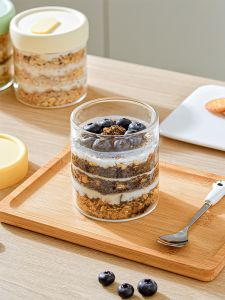 Portable Breakfast Specialty Overnight Oats Glass Cup with Lid High Borosilicate Yogurt Bowl Cereal Cup Microwavable Macchiato