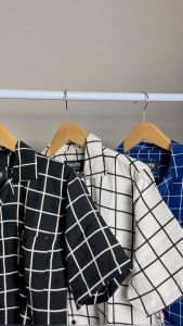 Kemeja Salur Dan Kotak - Kotak Pria Lengan Pendek Kuwalitas Premium - Harga Terbaik