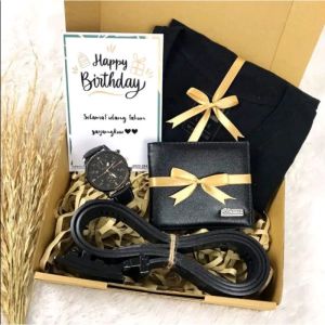 Kado Ulang tahun cowok wisuda anniversary