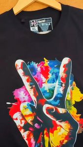 Kaos Baju Distro Artist Painted Hands Pria & Wanita Bahan Cotton Combed 24S Tebal Adem