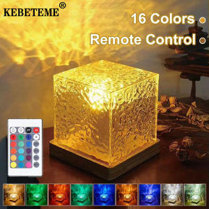 KEBETEME โคมไฟคริสตัลหมุนแบบไดนามิกแสงโปรเจคเตอร์แสงออโรร่ารูปคลื่นทะเลมี16สีพร้อมการตกแต่งสำหรับห้องนั่งเล่นแบบหรี่แสงได้รีโมท RGB