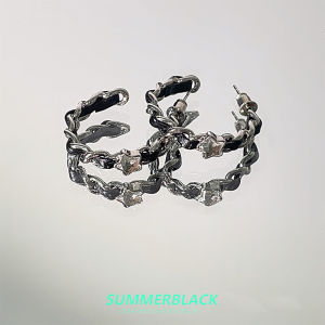 ต่างหูประดับเพชรเซอร์โคเนียทรงห้าแฉกสุดเท่สำหรับผู้หญิง 2025 ต่างหูแฟชั่นสไตล์สาวฮอตสุดเท่ ต่างหูแบบห้อย