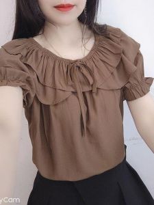 เสื้อเชิ้ตผ้าชีฟองแขนสั้นผู้หญิงฤดูร้อนใหม่หลวมกระชับสัดส่วนเอวสูงคอวีแขนกุดสไตล์เกาหลีเสื้อเชิ้ตผ้าชีฟอง