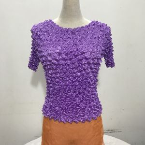 Loose Fitting Ruched Pineapple Print Magic T-Shirt by Zero Snow for Women in Short Sleeve Summer Casual Style Polyester Fabric